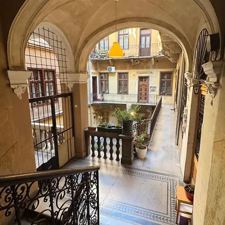 Weiner Downton Apartamento *